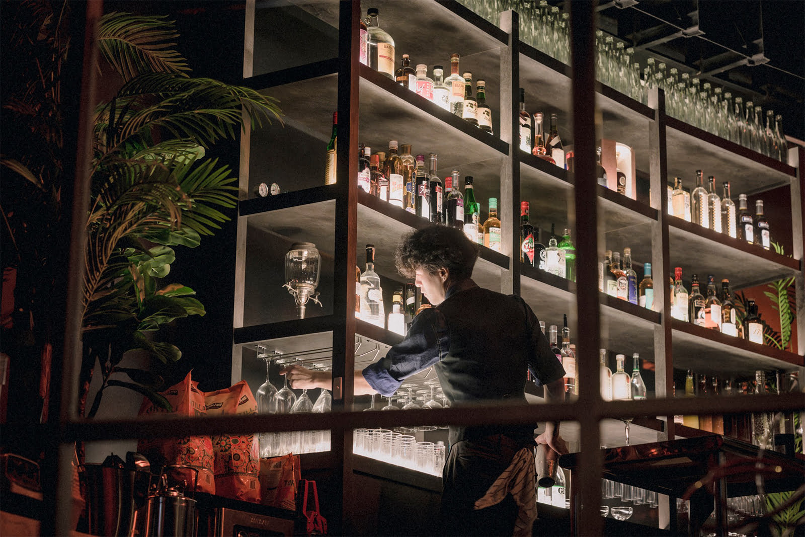 Walk and Dine, 10 Must-Try Local Restaurants in Songshan For Food Lovers 6 Opera Taipei 1600