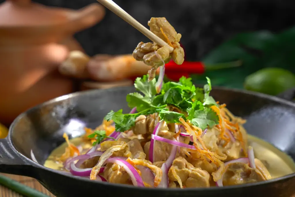「椰奶燉雞」 Coconut Braised Chicken